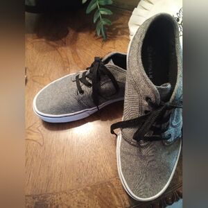 Men's Airwalk Canvas Sneakers